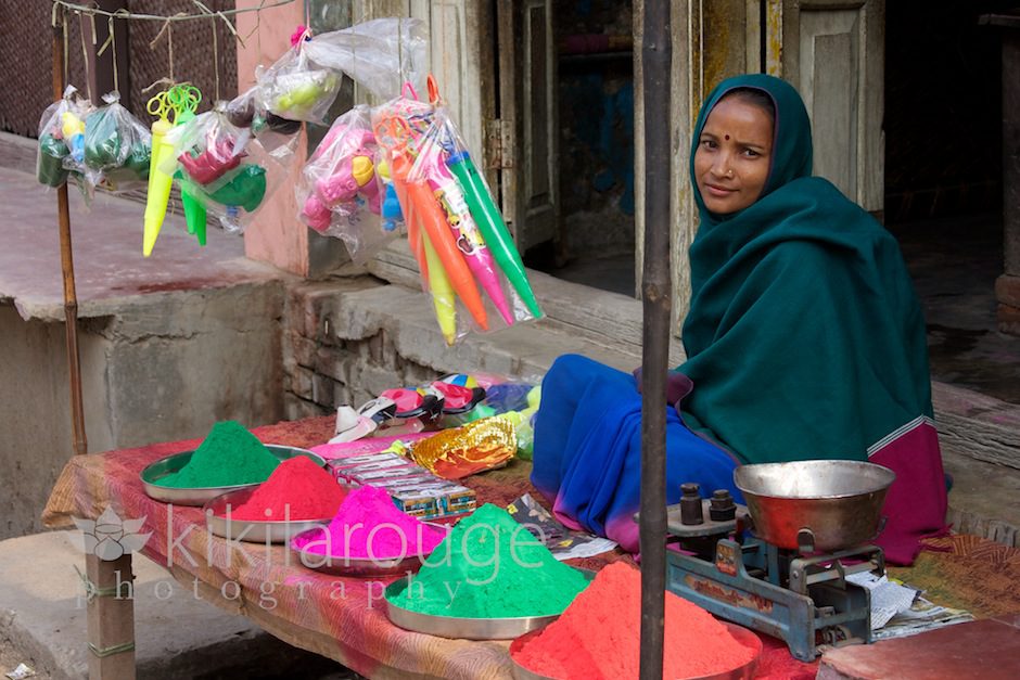 Woman selling abhir for Holi
