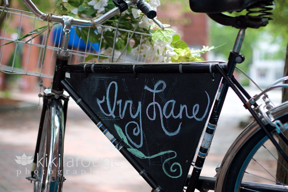 Vintage Bicycle at Ivy Lane