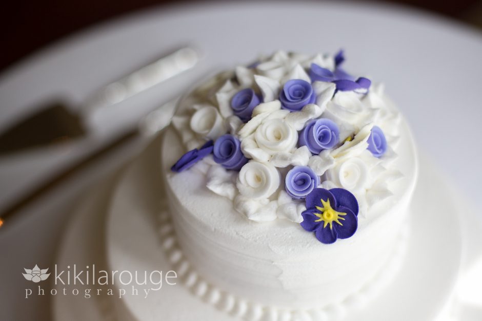 Wedding Cake with Purple Floweres