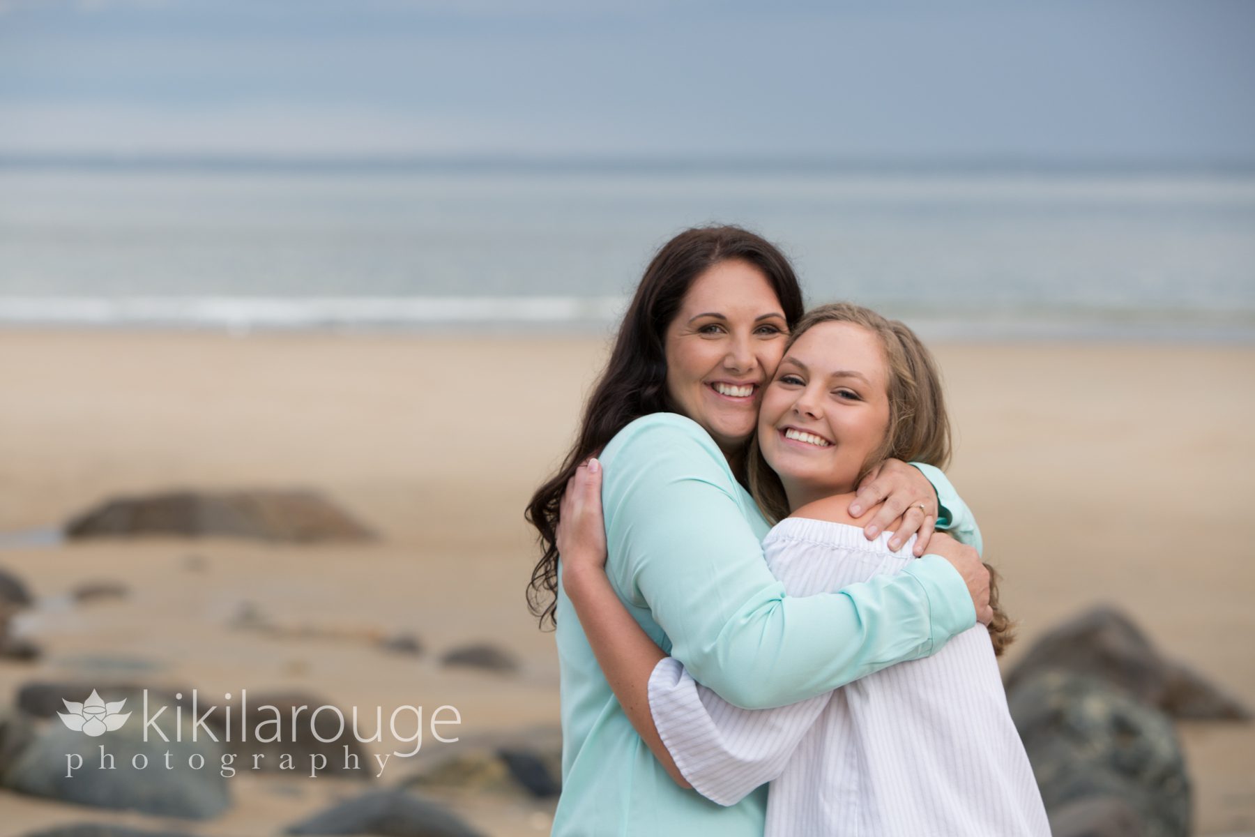 Senior with her Mom on photo shoot